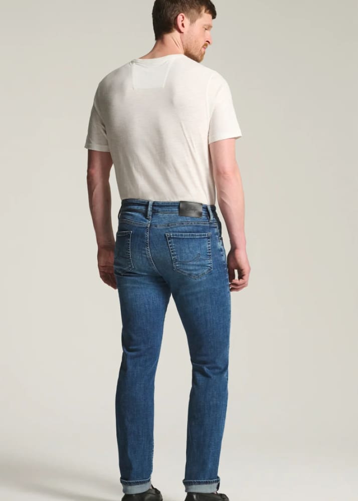 34 Heritage - Courage Straight Leg Jeans in Used Brushed