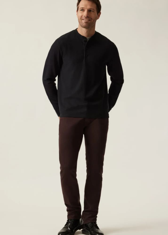 34 Heritage Courage Straight Leg Pants in Burgundy Twill