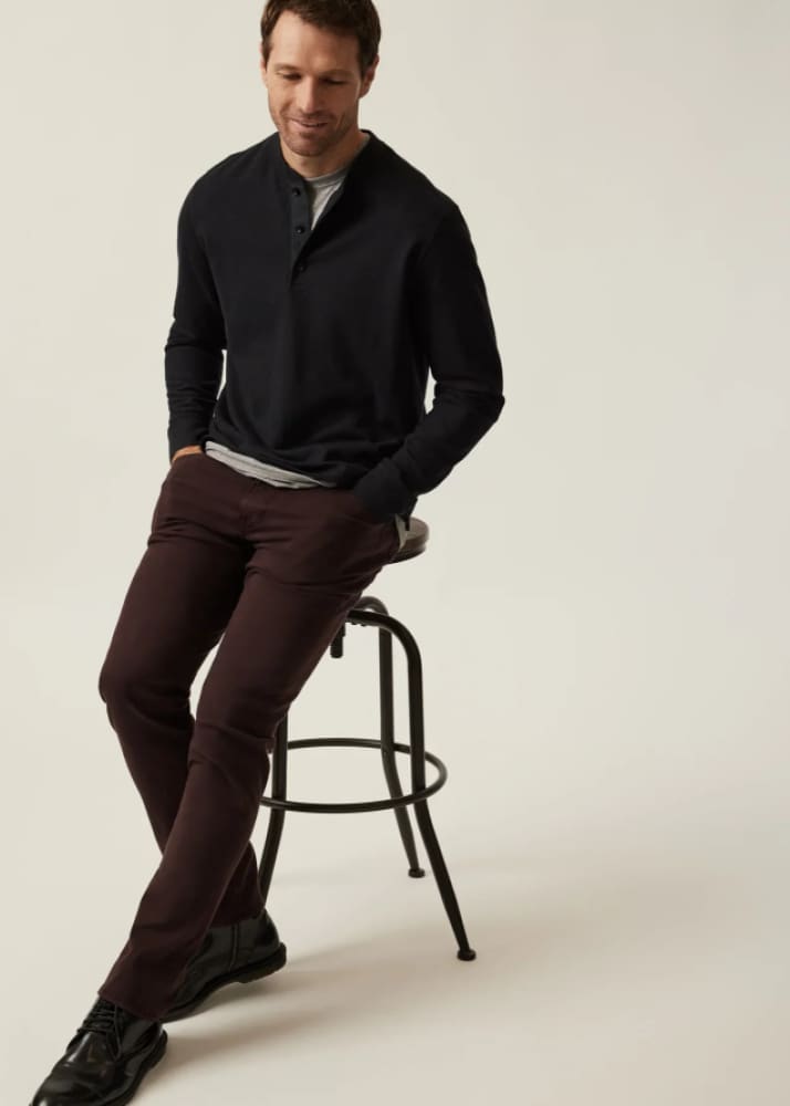 34 Heritage Courage Straight Leg Pants in Burgundy Twill