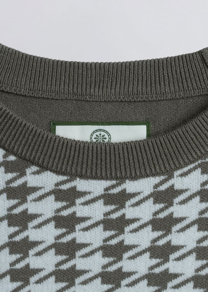 Champlain- Houndstooth Knit Sweater in Olive - & Knitwear