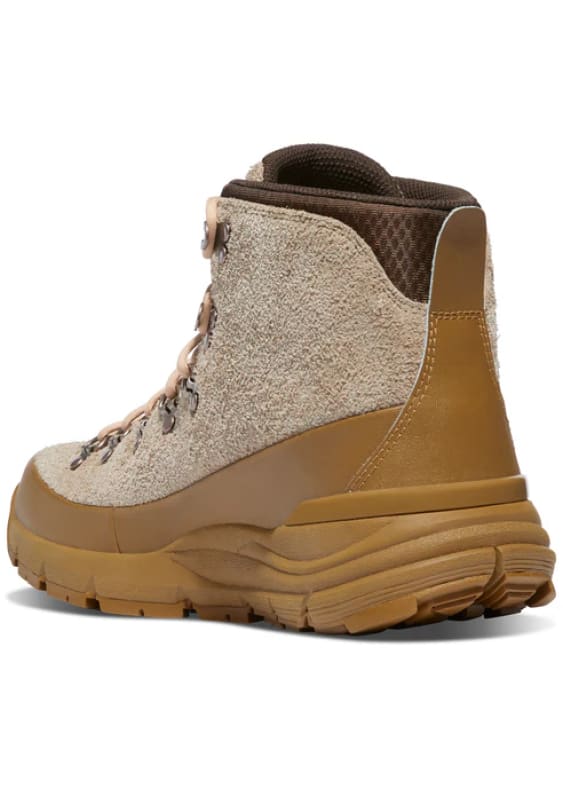 Danner- Mountain 600 ID Boots in Almond Butter - footwear