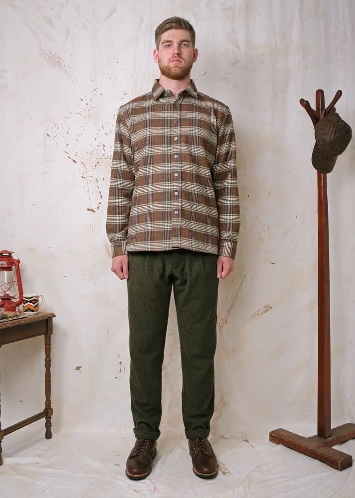 Outclass- Houndstooth Blanket Easy Shirt in Brown - Button